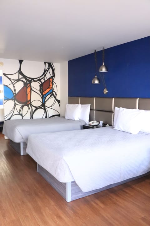 Desk, blackout drapes, iron/ironing board, free WiFi