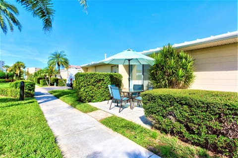Private patio and path to the beach.