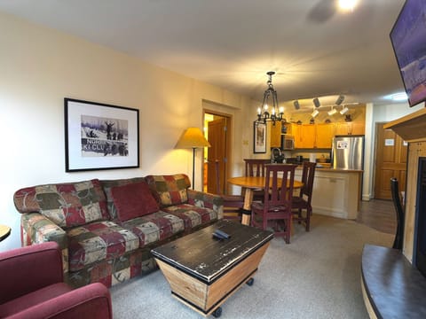 Spacious 2BR/2BA Silver Mill condo in the heart of Keystone's River Run Village