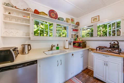 A view while you prepare a meal!