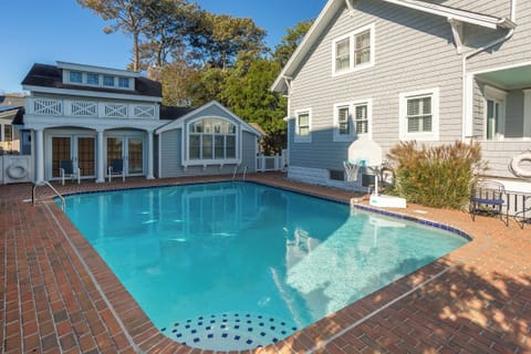 Private Pool