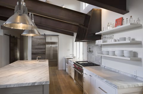 Chefs kitchen with top of the line appliances, cookware and serviceware provided