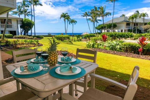 Spacious private Lanai with Beautiful ocean  view!