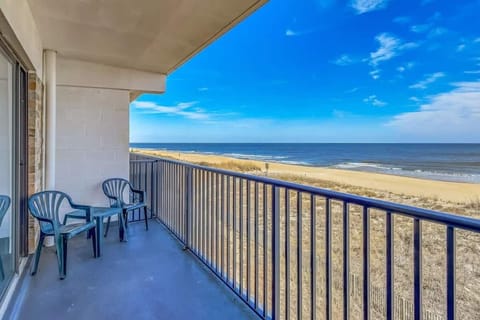 Direct Oceanfront View