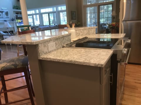 Kitchen also has new stainless steel appliances