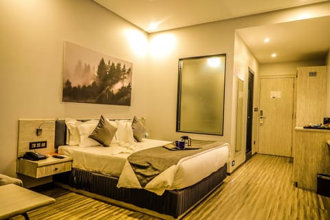 Premier Room with Breakfast | Bed sheets