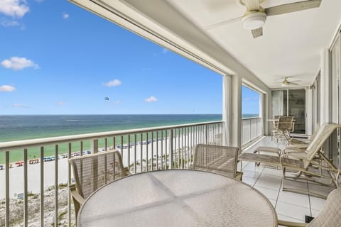 Condo, 3 Bedrooms | Property grounds