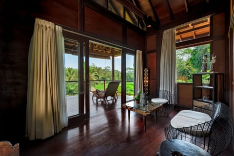 Villa 7 Bedrooms Private Pool, Valley View | Living room | TV, DVD player