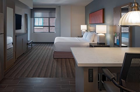 Studio Suite, 1 King Bed with Sofa bed, Accessible | Hypo-allergenic bedding, in-room safe, desk, laptop workspace