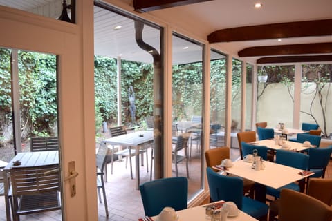 Daily buffet breakfast (EUR 10 per person)