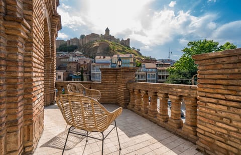 JUNIOR SUITE WITH TERRACE | Terrace/patio