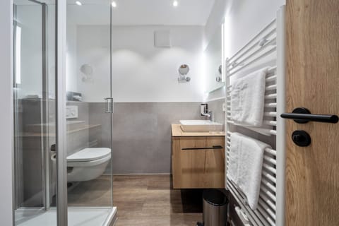 In-room safe, desk, free WiFi, bed sheets