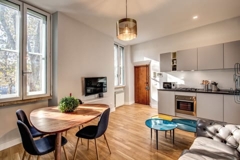 Apartment, 2 Bedrooms | In-room dining