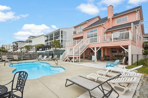 Spend a week at Britt House and you will love every minute of it. 
