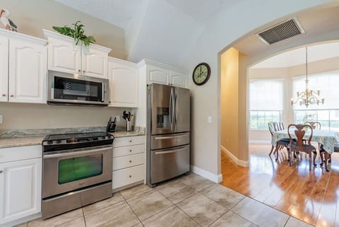 Dining room just adjacent from kitchen