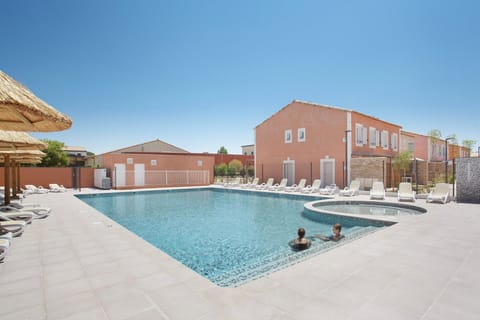 Holiday Home Swimming Pool