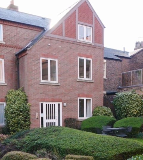 Peaceful location in city centre