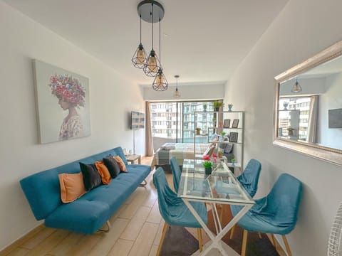 Exclusive Apartment, 1 Bedroom, Non Smoking, City View | Living area | 58-inch Smart TV with cable channels, TV, Netflix