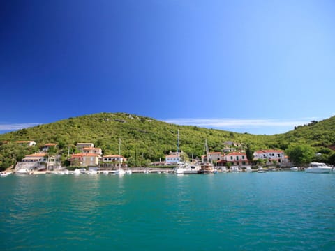 Swimming Pool, Resort, House, Residential Area, Eco Hotel, Home, Estate, Outdoor Furniture, Umbrella, Villa