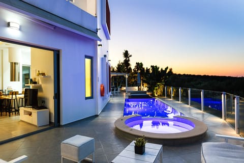 Sensory pool elements.