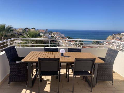 Roof terrace (60m) with spectacular panoramic views of sea and Carvoeiro beach