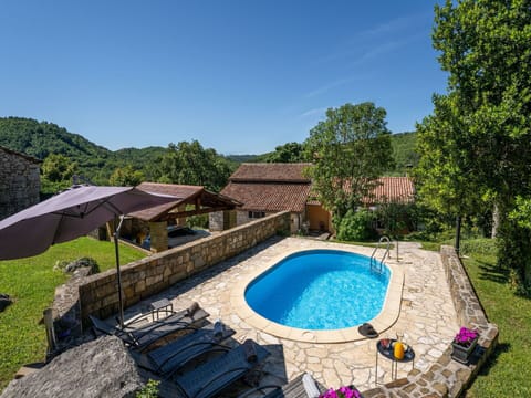 Swimming Pool, Resort, Outdoor Furniture, Flagstone, Estate, Cottage, Eco Hotel, Farmhouse, Shade, Hacienda