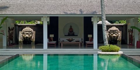 Villa Matahari Lobby with Buddha waterfalls
