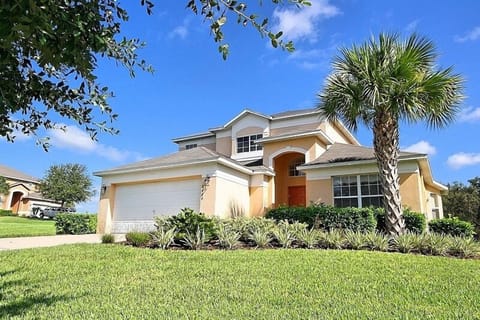 8484, Oasis Key Cove - large corner lot