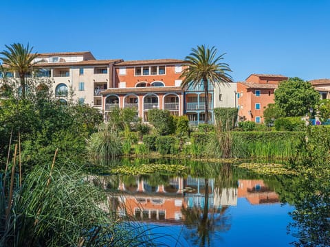 Residential Area, Resort, Estate, Swimming Pool, Hacienda, Apartment, Villa, Mansion, Hotel