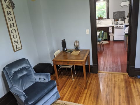 living room looking into kitchen