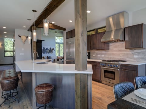 Homestead Chalet 6, Kitchen 2