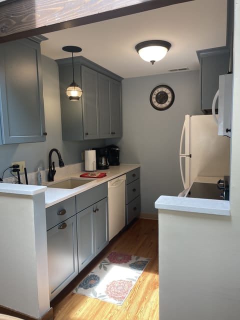 Freshly remodeled kitchen 