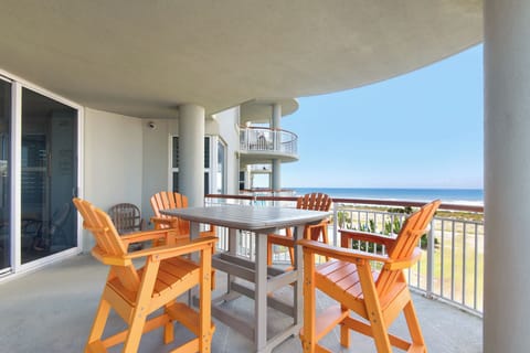 Gulf-front Balcony