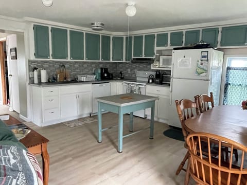 Renovated kitchen (2025 )