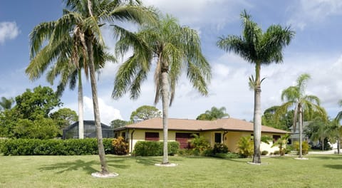 Mango Bungalow, Bonita Springs, Sun, Fun, Pool