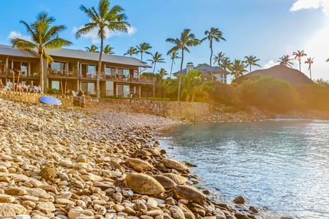 Honokeana Cove