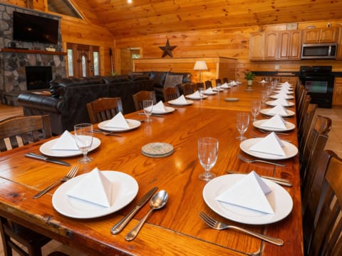Kitchen area with seating for 20, all appliances and 2 refrigerators.
