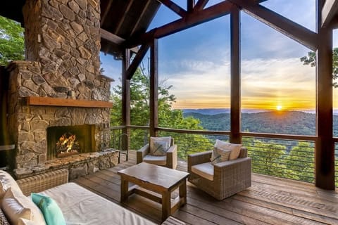 Entry Level Deck View