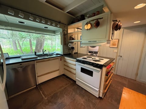 Fully equipped kitchen for those who like to cook