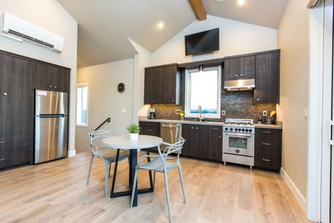 Detached ADU/Loft above the garage