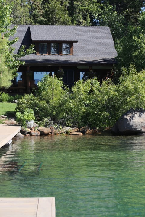 True Lakefront