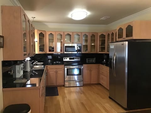 “Large Kitchen” well equipped.