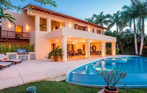 Enjoy of this sparkling pool and breathtaking views of the lush grounds!