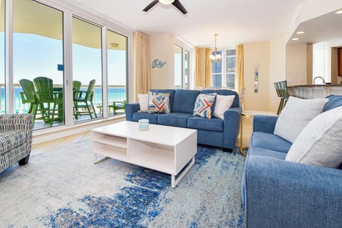 Silver Beach Tower West 406 - Living Area to Balcony