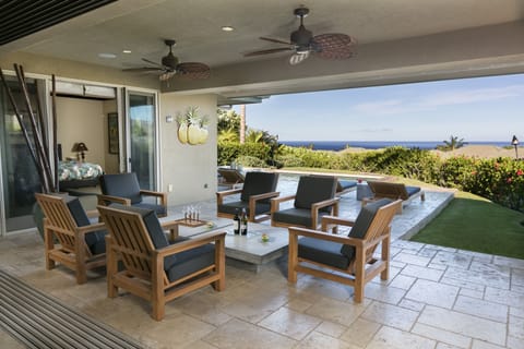 Brand new state-of-the-art grade A teak lanai furniture!  Relax and enjoy!