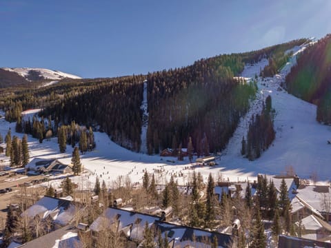 Chateau d'Mont-Closest unit to Peru Express lift (ground level--EASY ACCESS)