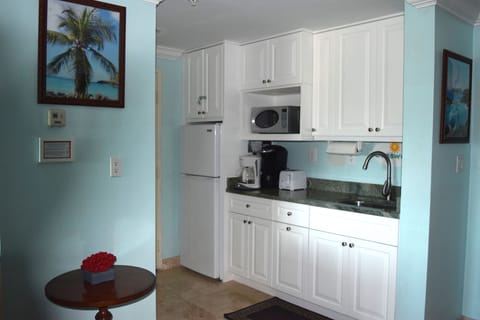 Kitchenette in studio: full fridge, microwave, toaster, Keurig & coffee maker