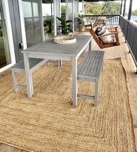 Hawaii outdoor living at it’s best!