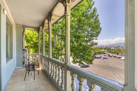 Deluxe Studio Suite | Balcony view