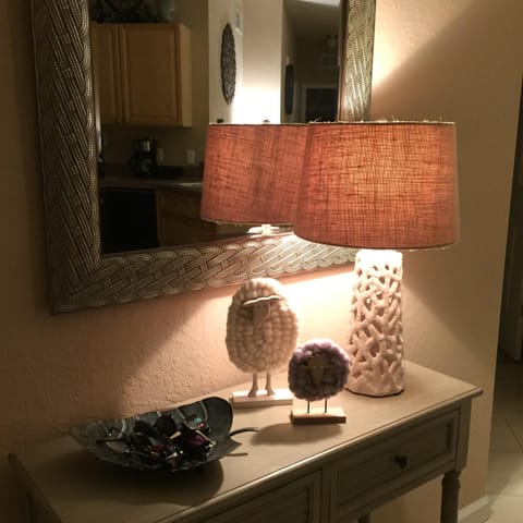 A welcoming entrance ...